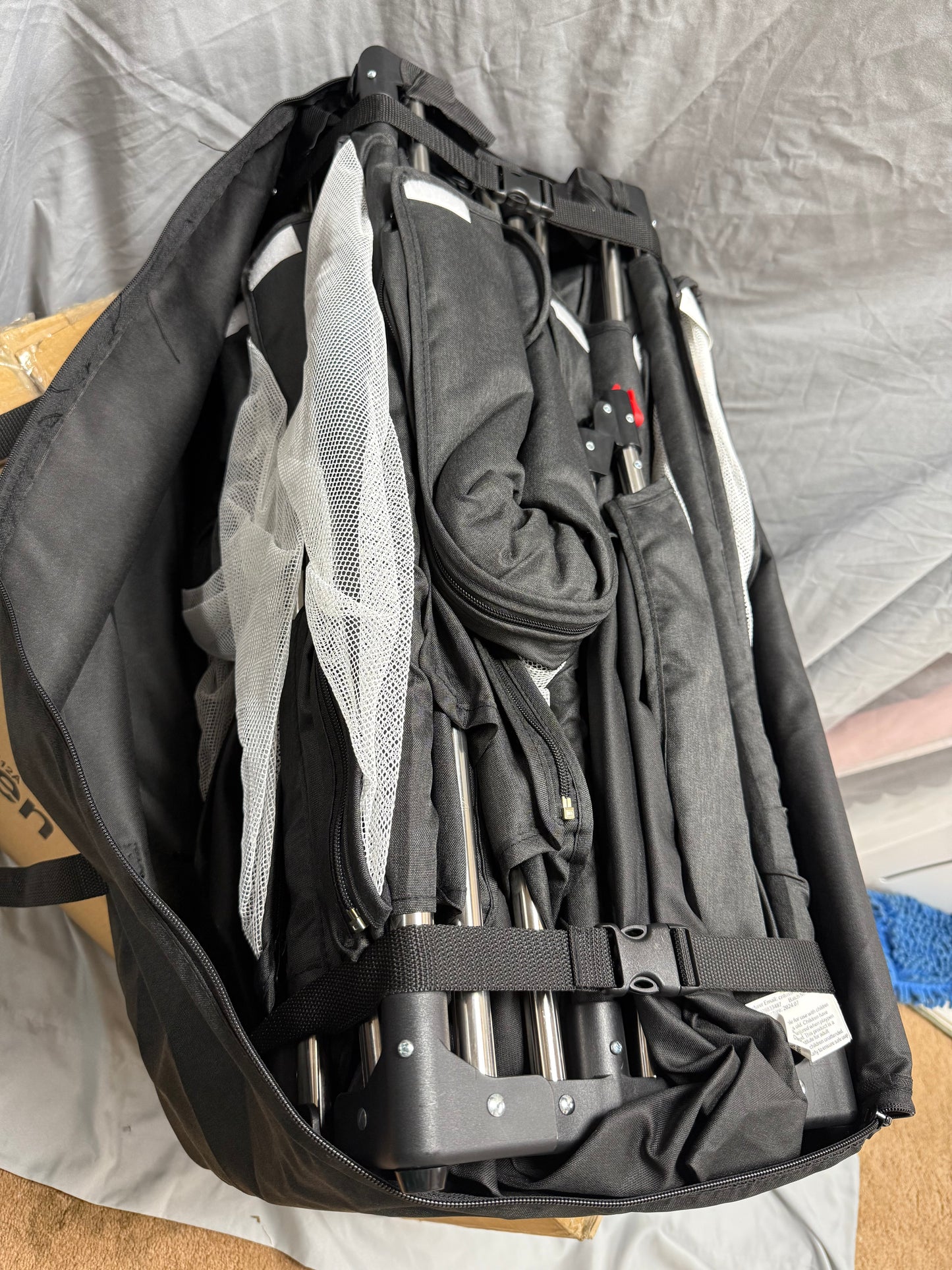 Foldable Indoor/Outdoor Play Pen